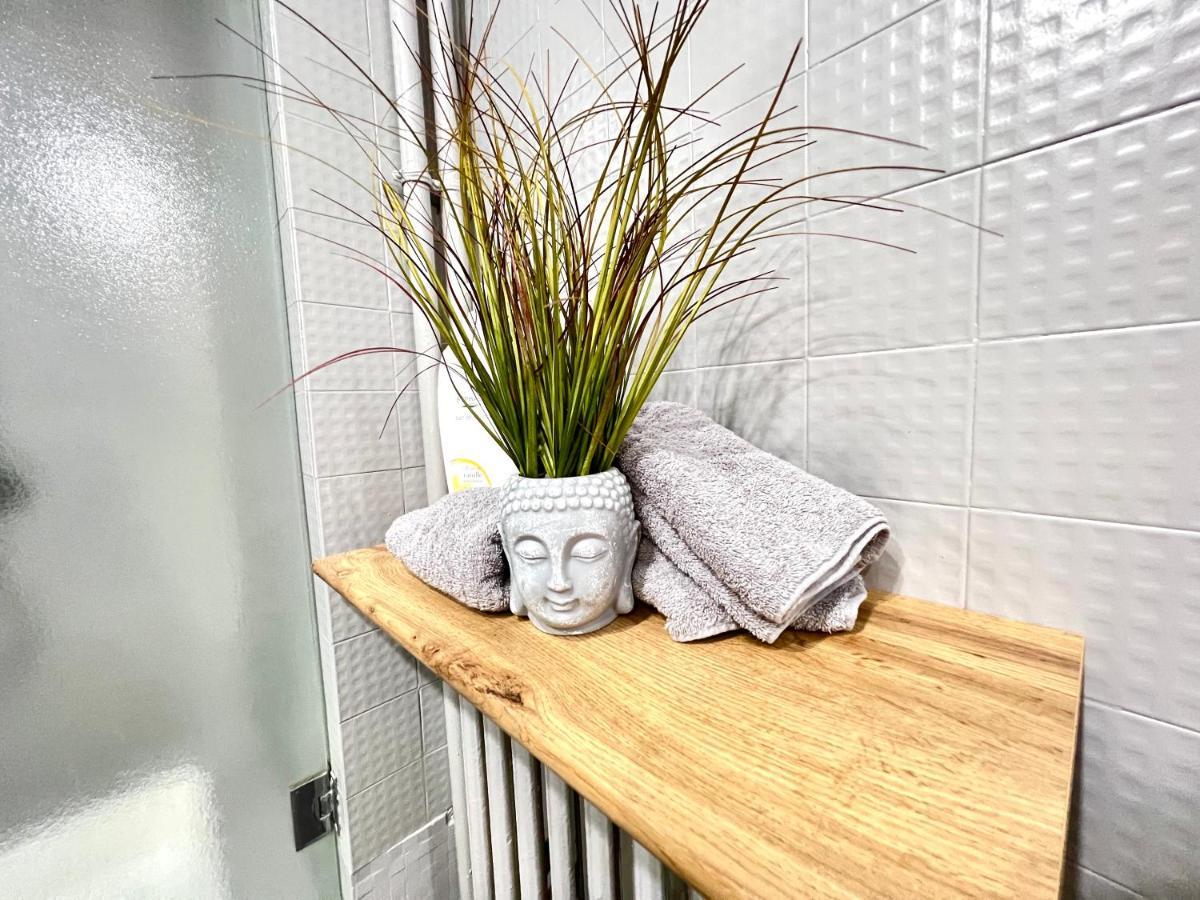 Studio Cosy Bali 1 A 4 Pers Porte Du Futuroscope シャッスヌイユ・デュ・ポワト エクステリア 写真